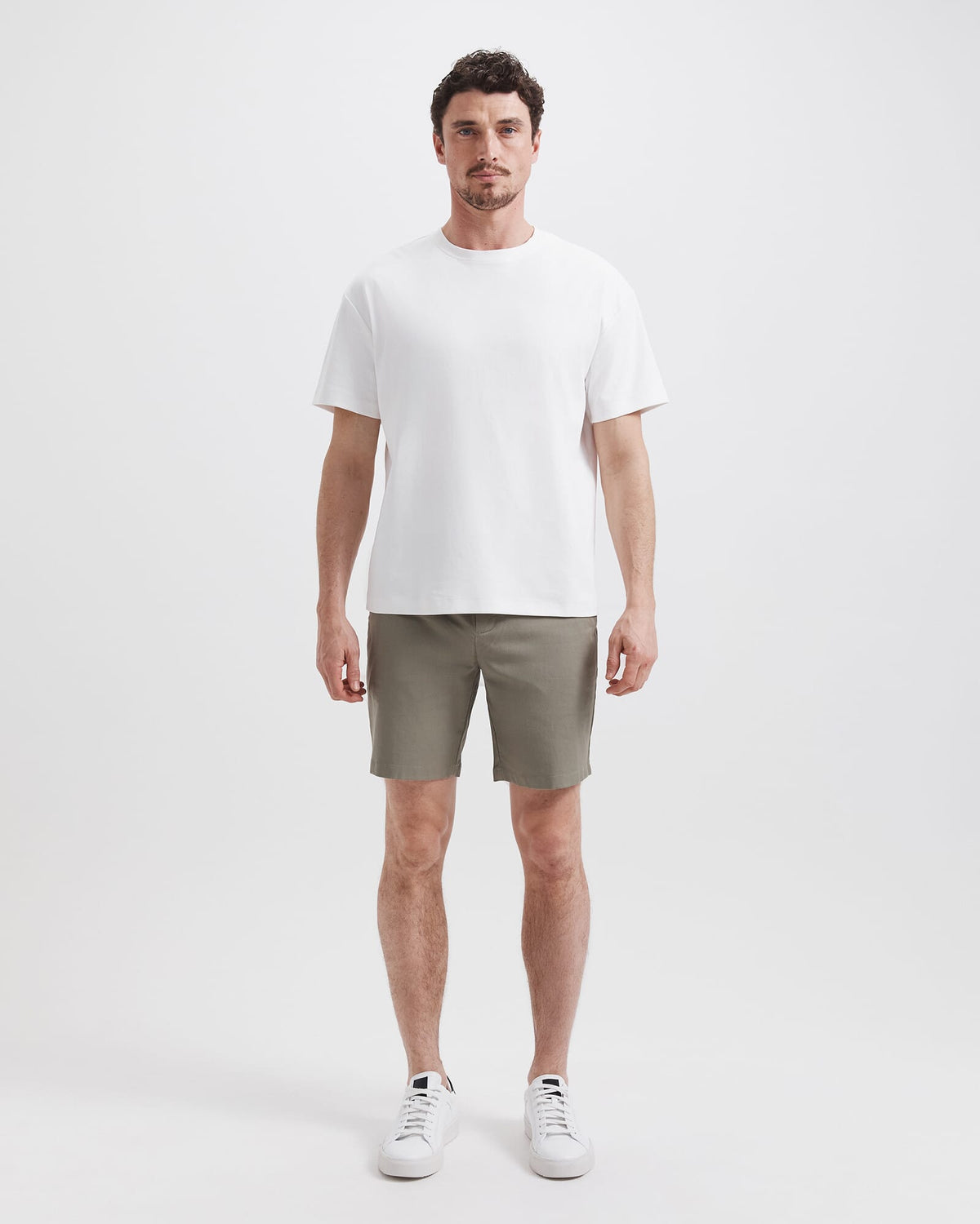 Mills Stretch Short