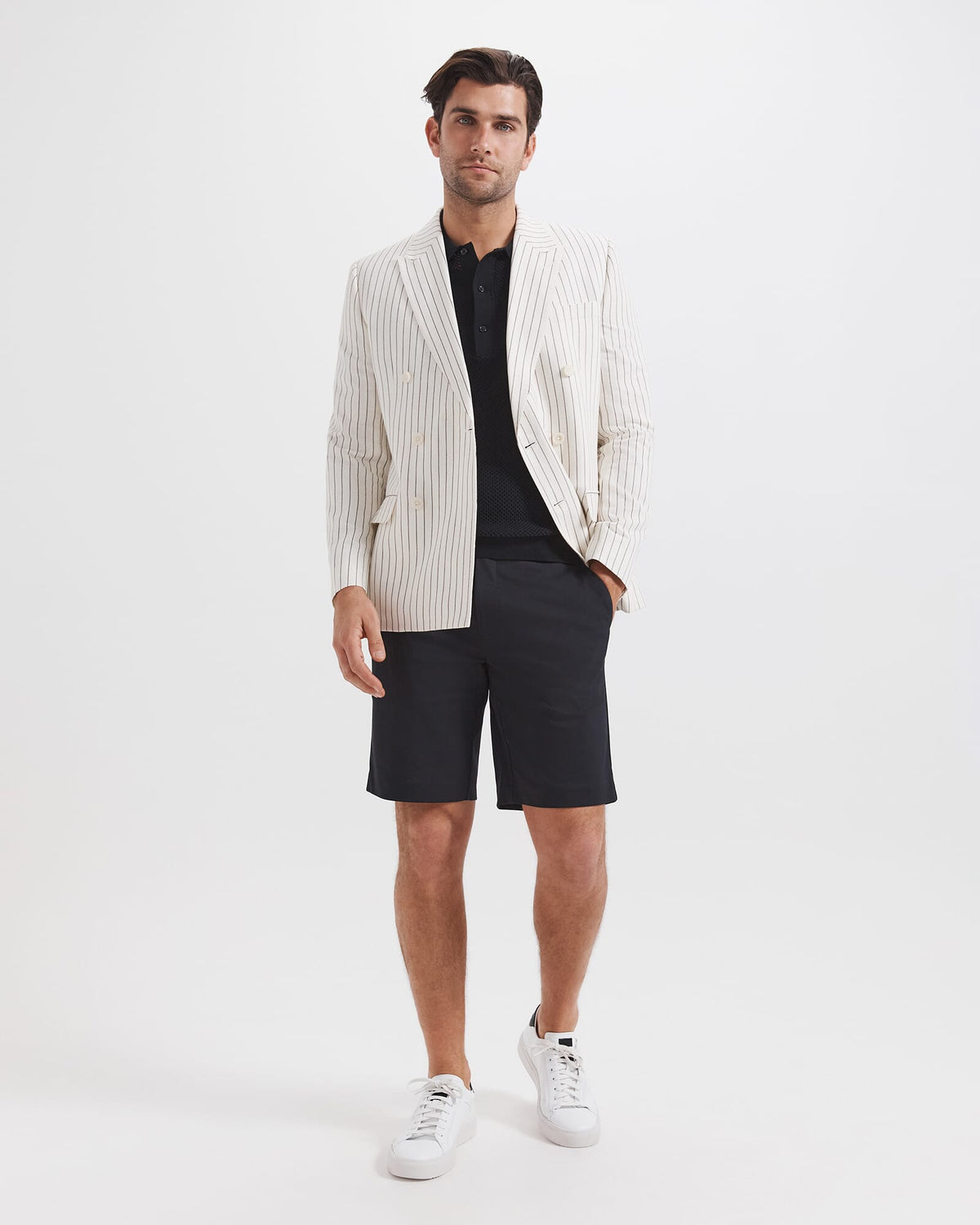 Judd Regular Short