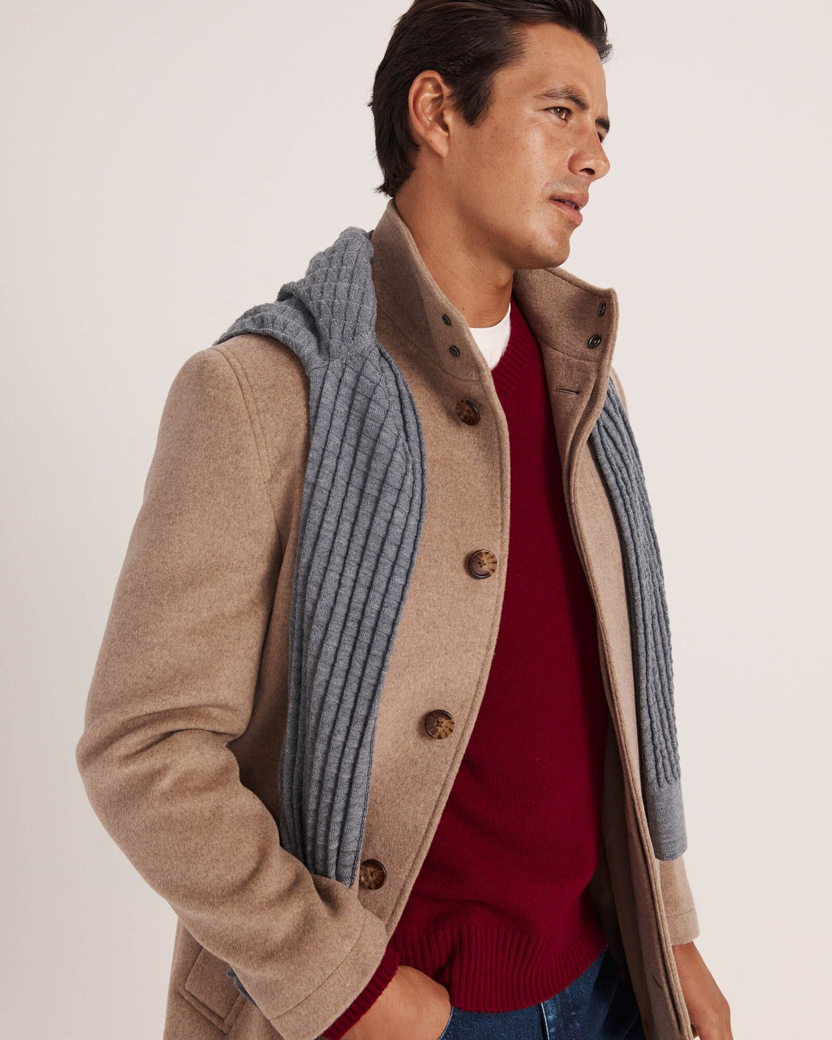 Solo Wool V Neck Knit