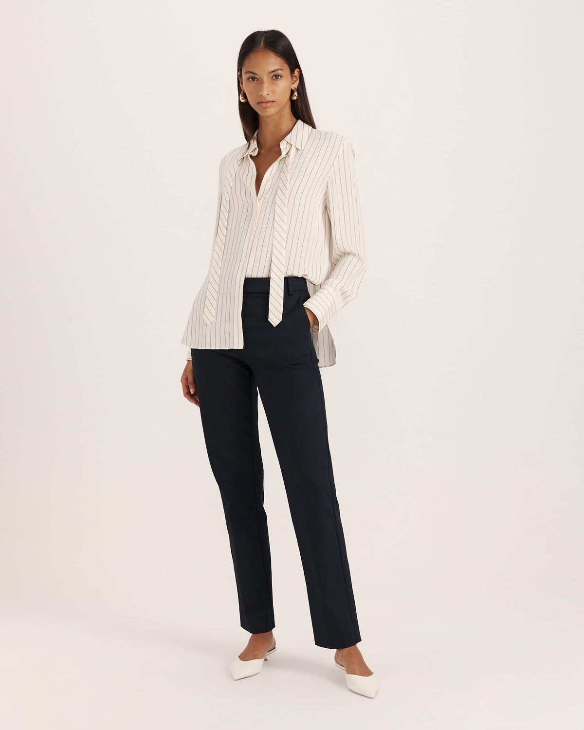 Tia Slim Leg Pant