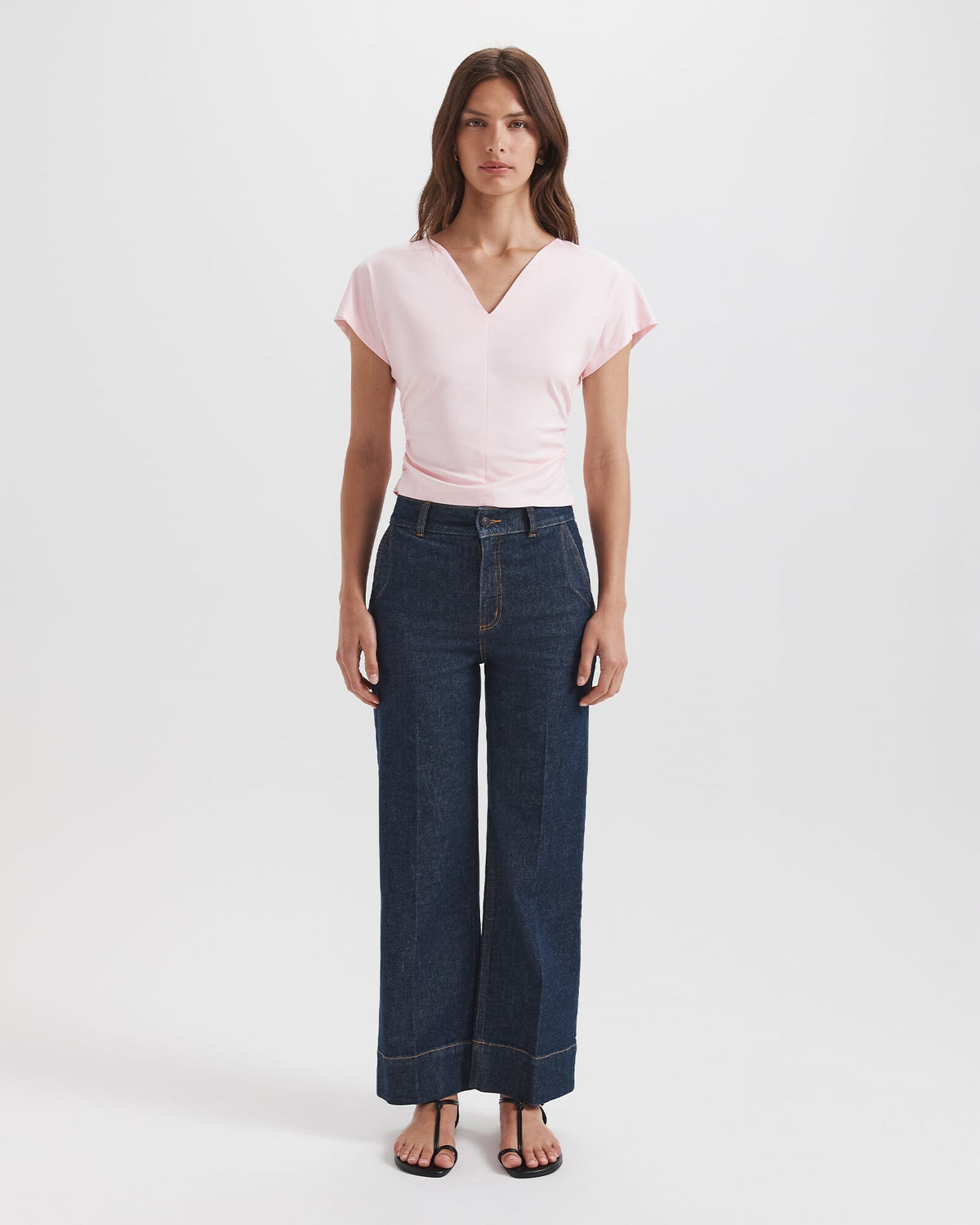 Dana V Neck Tee