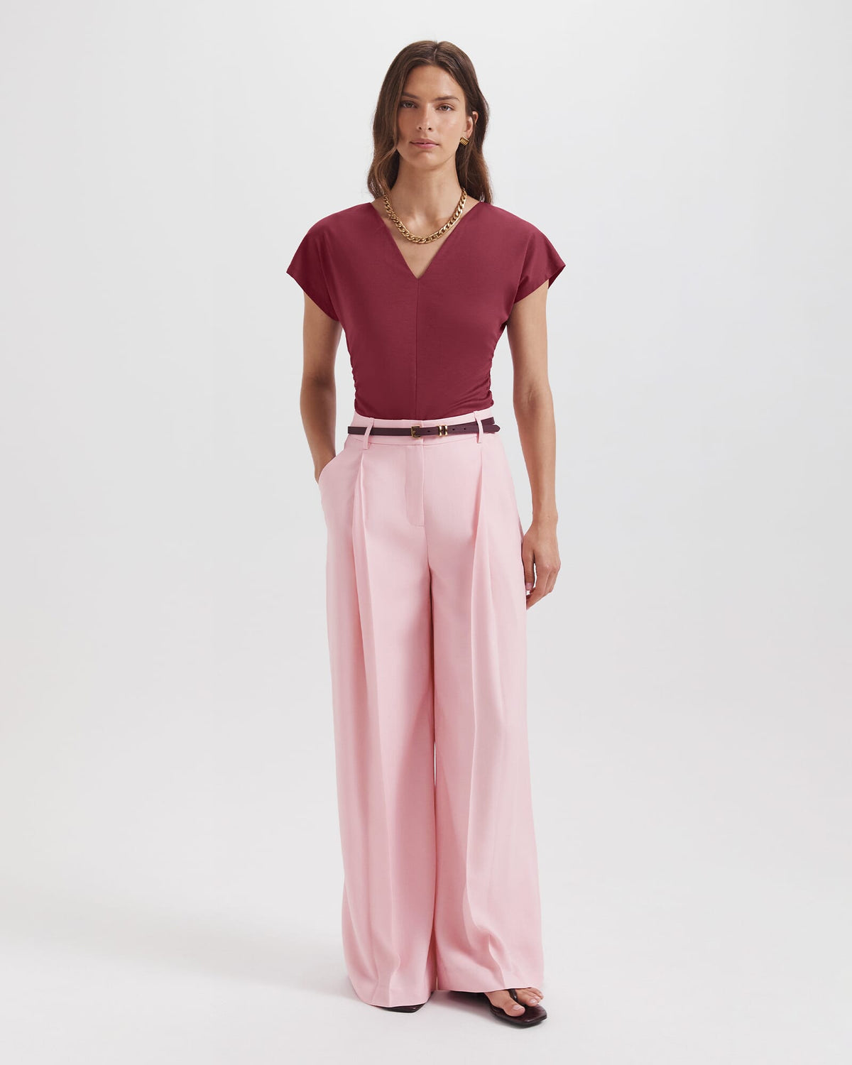 Dana V Neck Tee