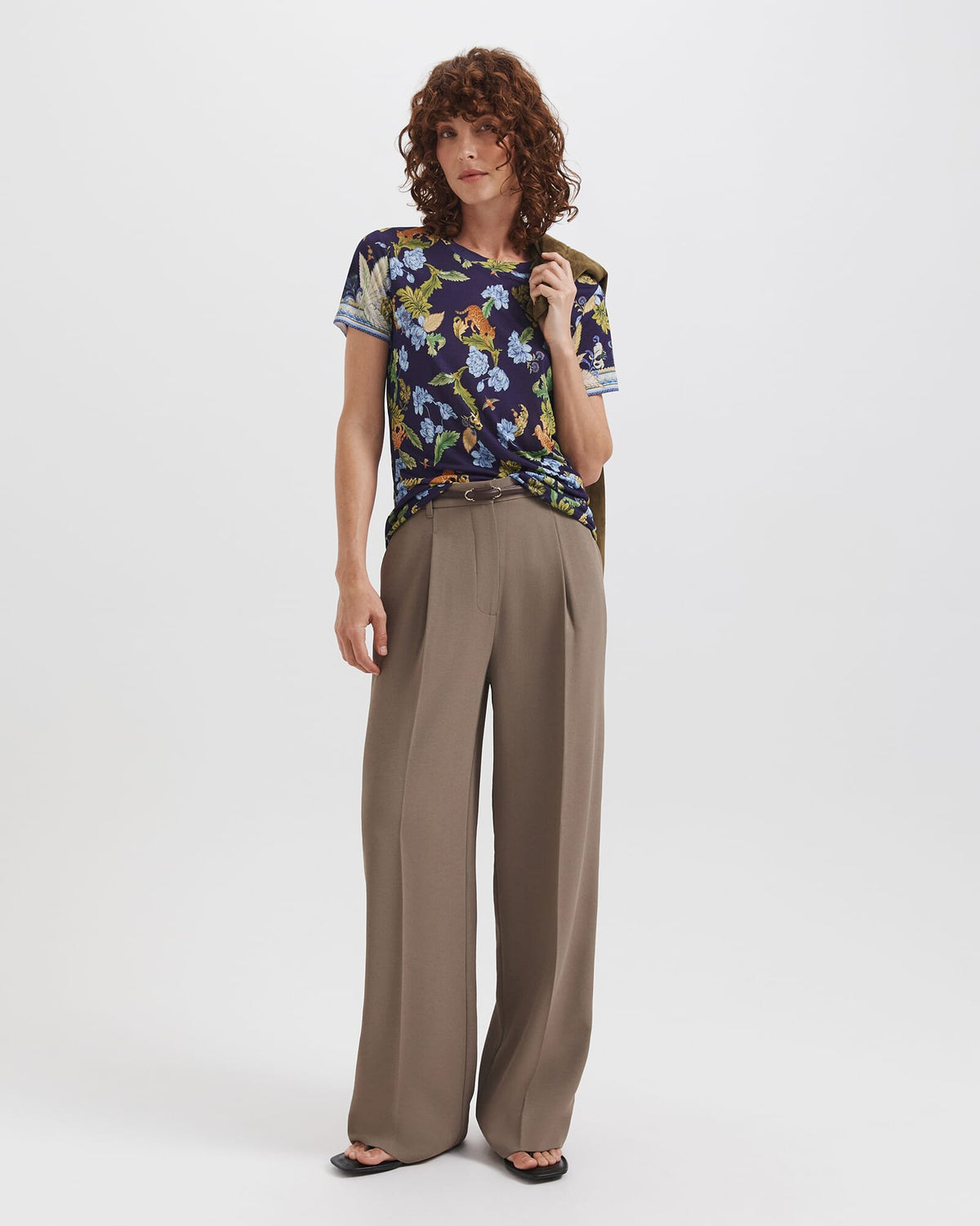 Liora Aida Tee