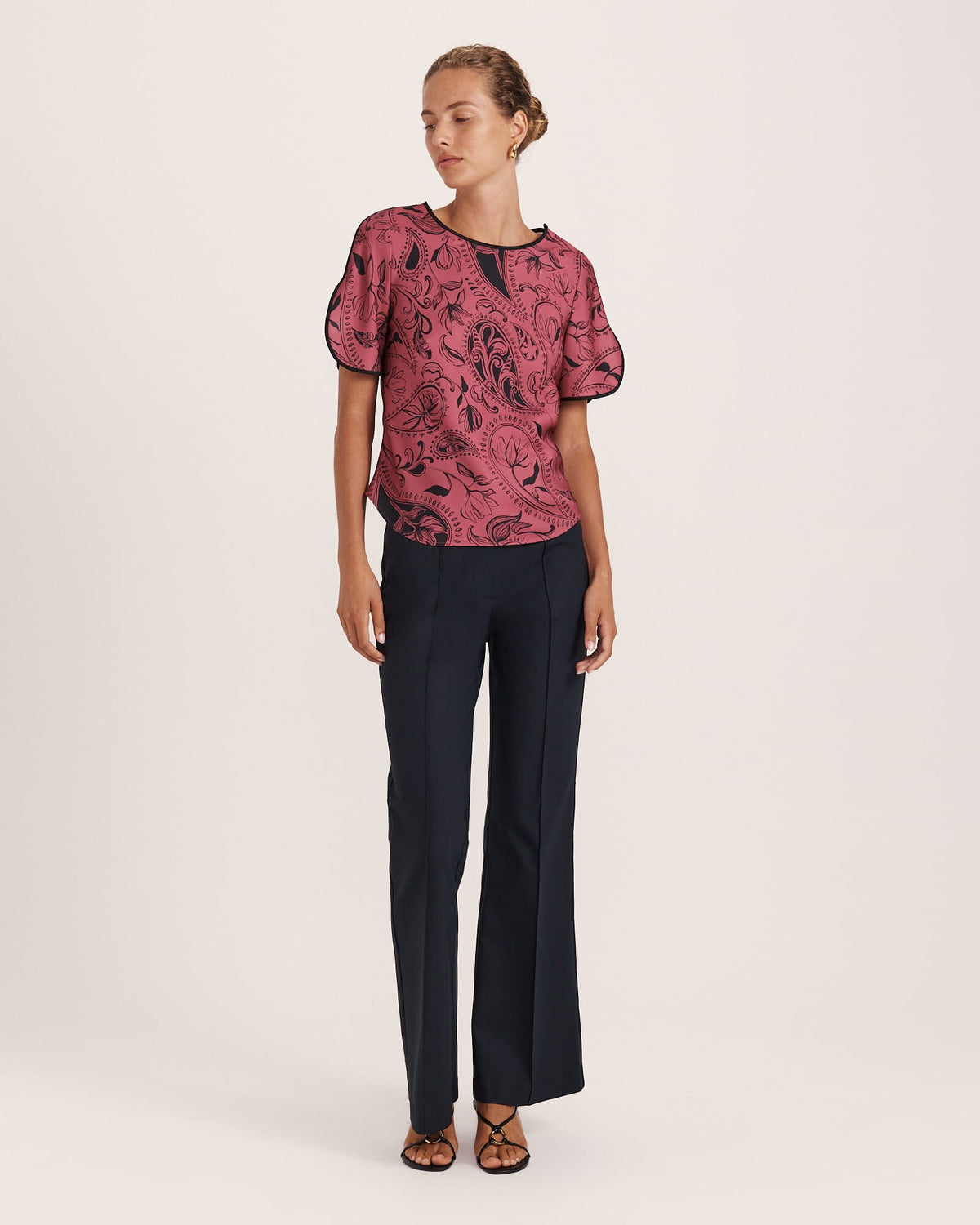 Lakewood Contrast Detail Top