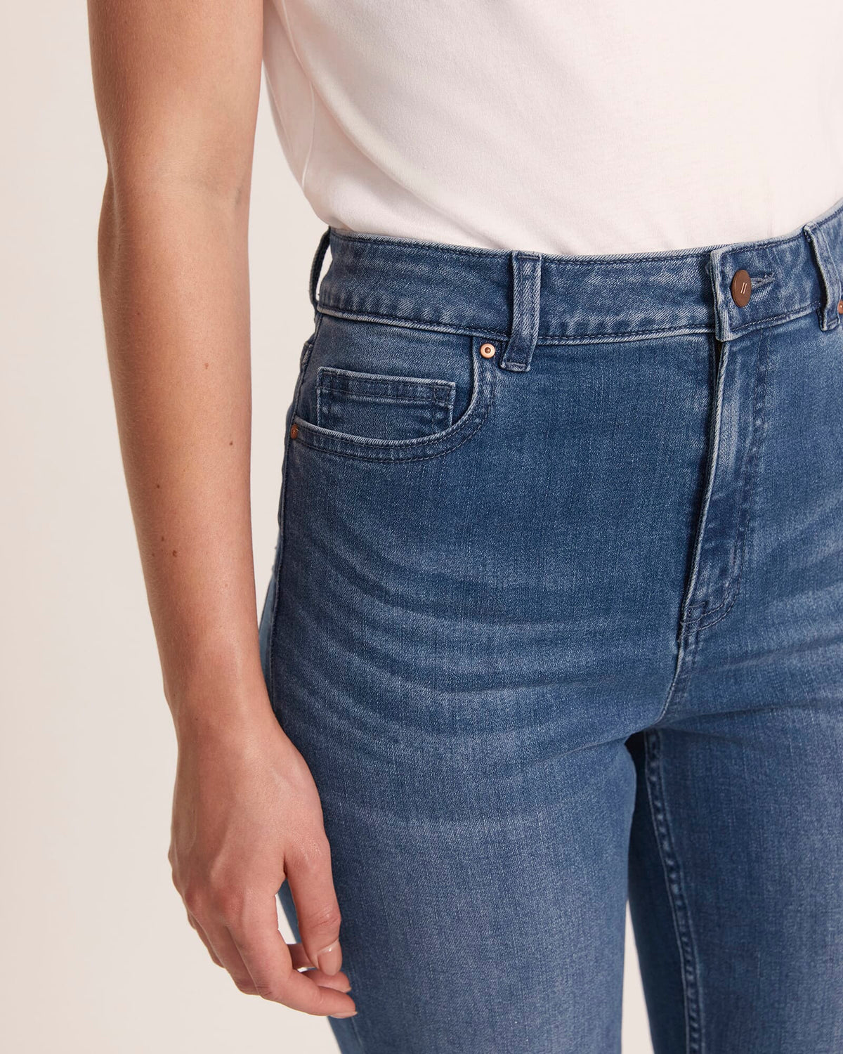 Anna Straight Leg Jean