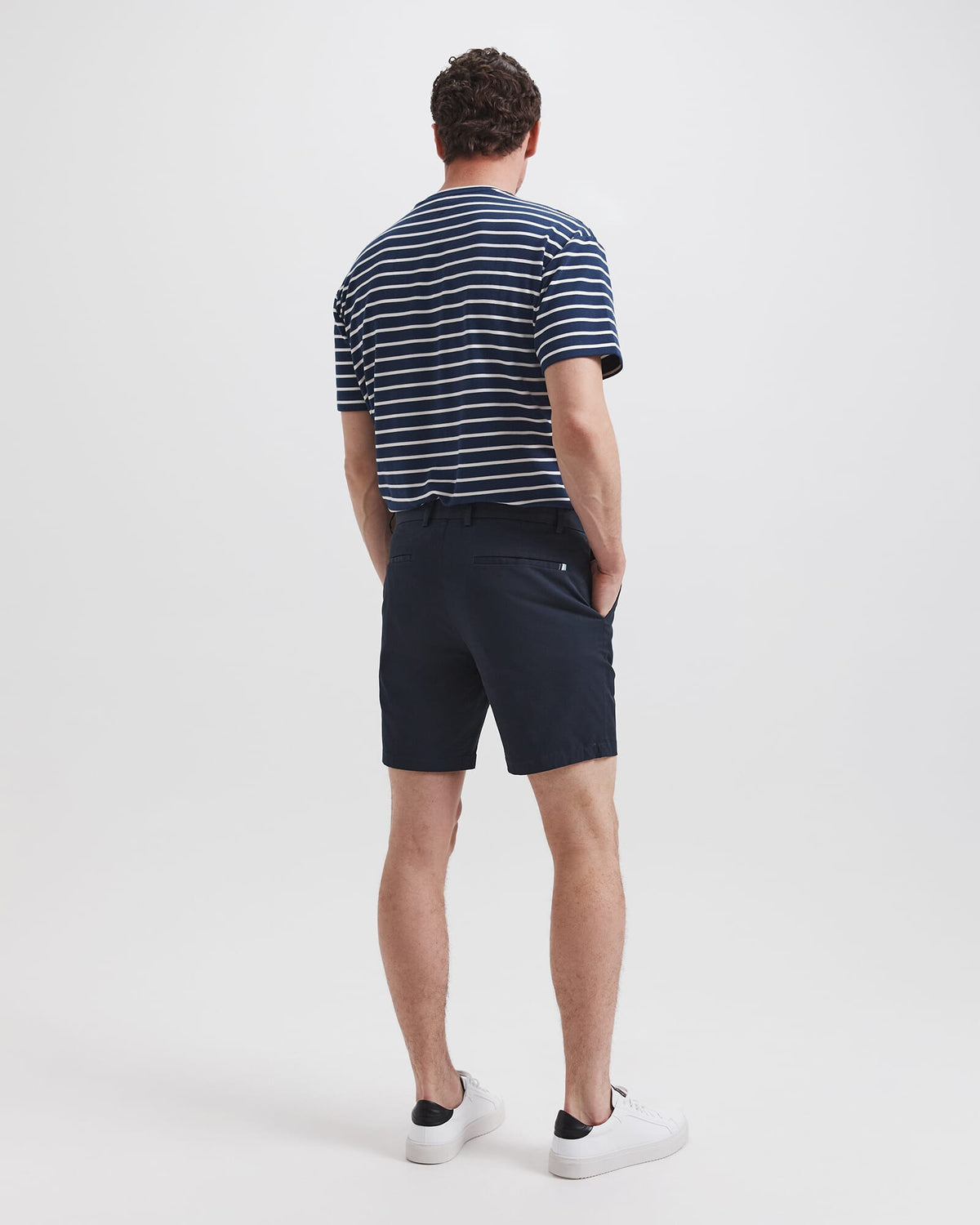 Mills Stretch Short