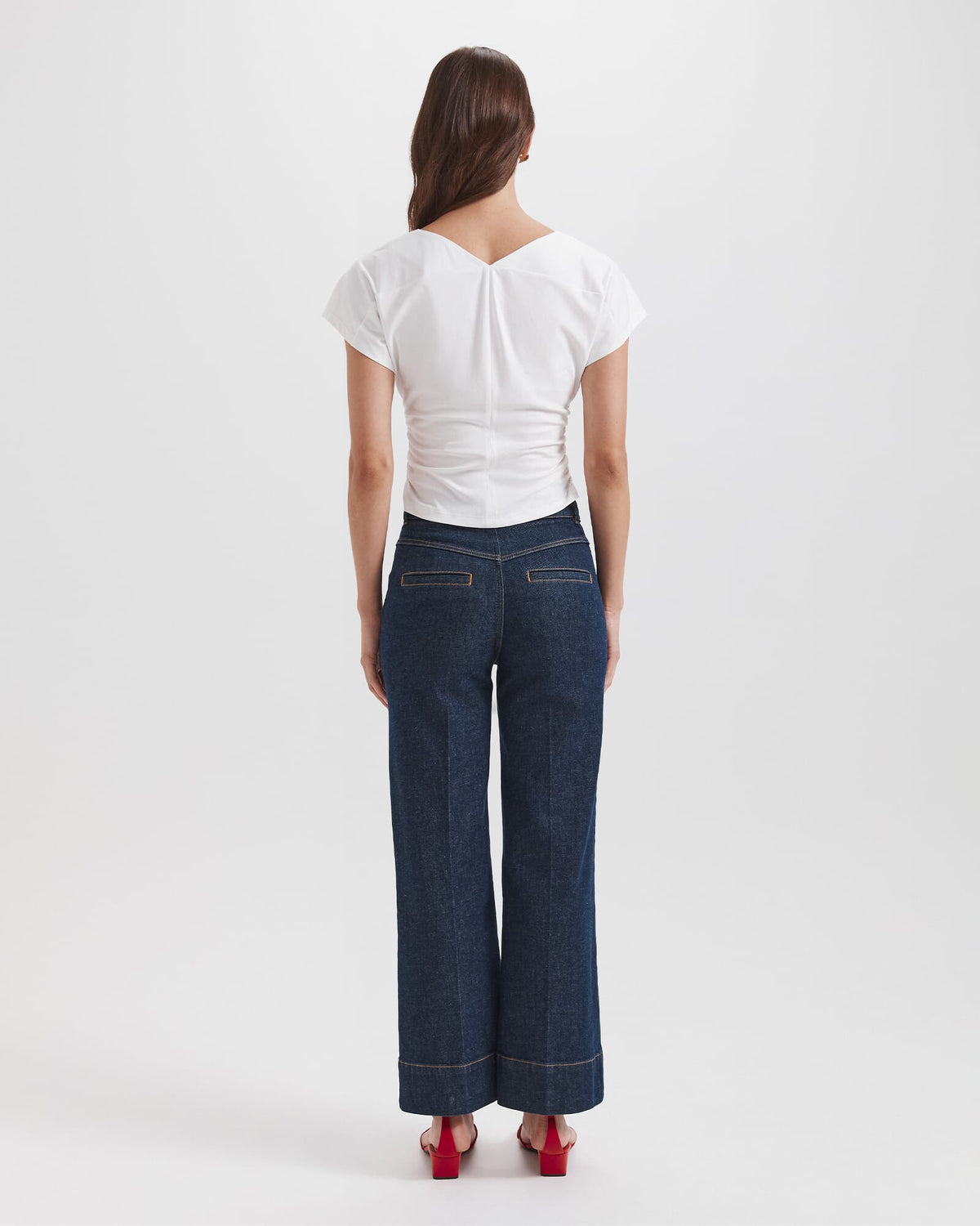 Dana V Neck Tee