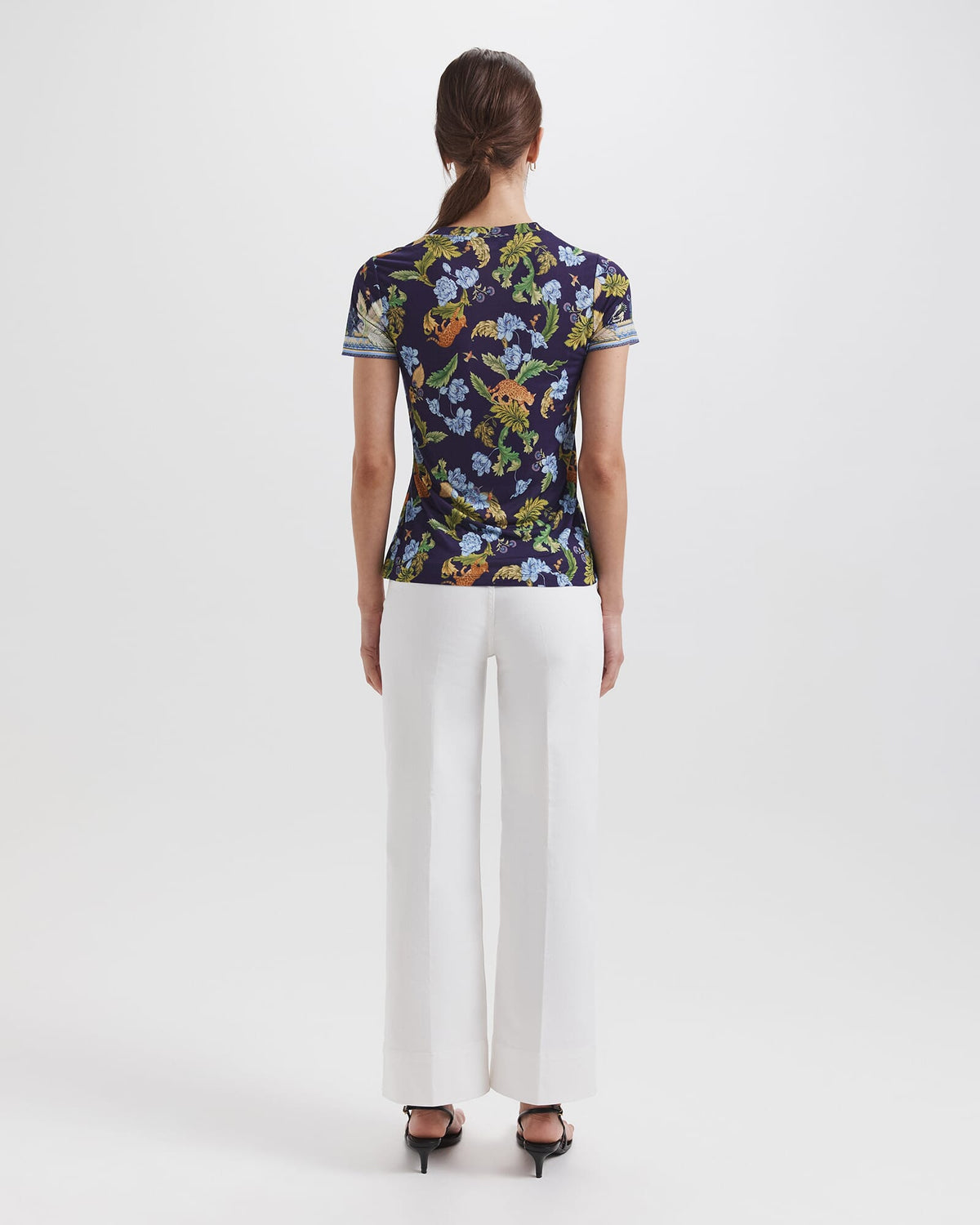 Liora Aida Tee